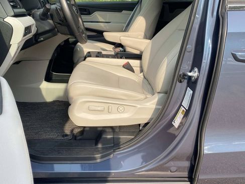 Used 2025 Honda Odyssey EX-L image 19