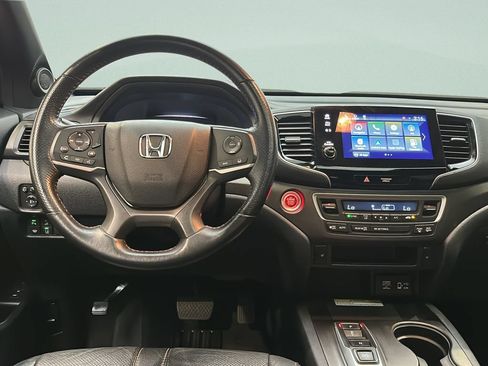 Certified 2023 Honda Passport TrailSport image 28