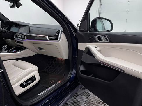 Used 2022 BMW X5 M50i w/ Executive Package AWD/4WD image 33