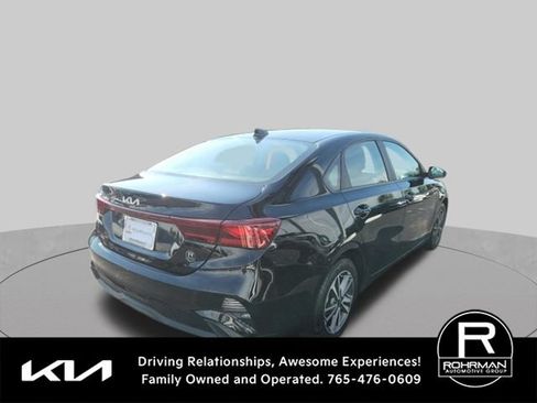 Used 2023 Kia Forte LXS FWD image 4