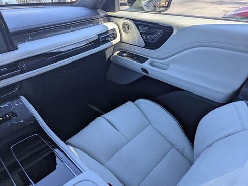 New 2026 Lincoln Aviator Black Label w/ Jet Appearance Package image 15