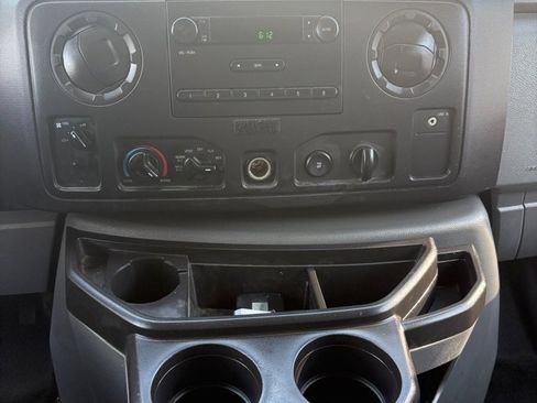 Used 2012 Ford E-250 and Econoline 250 w/ PWR Group image 18