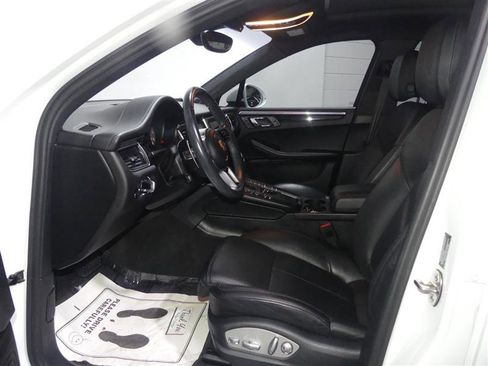 Used 2016 Porsche Macan S AWD/4WD image 22