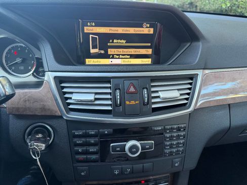 Used 2012 Mercedes-Benz E 350 Sedan image 34