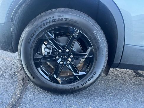 New 2025 Chevrolet Blazer LT w/ Midnight/Sport Edition image 30