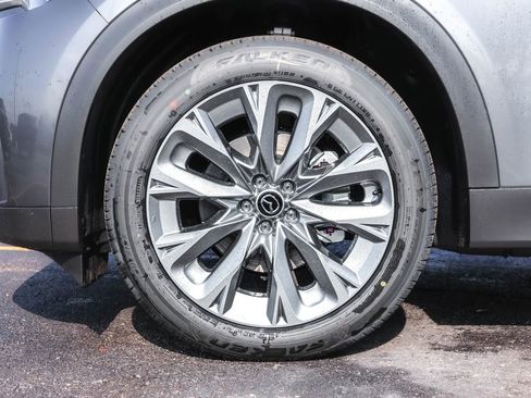 New 2026 MAZDA CX-90 Plug-In Hybrid w/ Preferred image 23