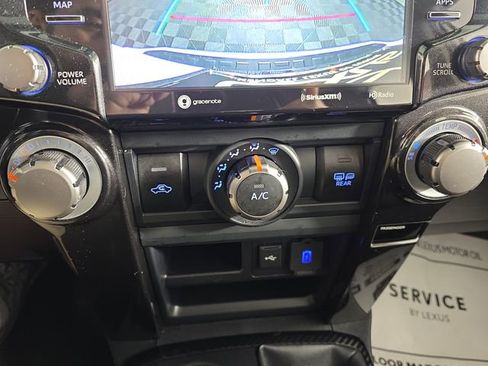 Used 2023 Toyota 4Runner TRD Off-Road Premium w/ Moonroof Package AWD/4WD image 15