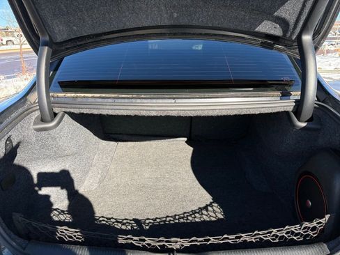 Used 2018 Dodge Charger GT image 31