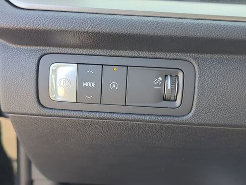 New 2026 Chevrolet Traverse LT w/ Midnight/Sport Edition FWD image 20