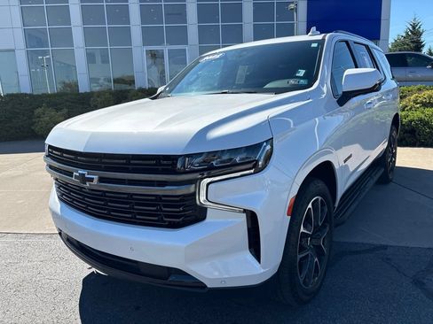 Used 2022 Chevrolet Tahoe RST w/ Sport Performance Package AWD/4WD image 2
