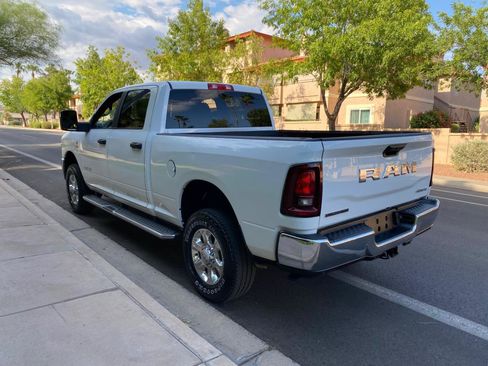 Used 2025 RAM 2500 Big Horn AWD/4WD image 12
