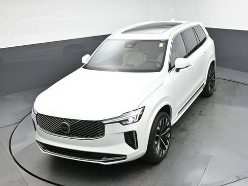 New 2026 Volvo XC90 B6 Plus w/ Protection Package Premier AWD/4WD image 45