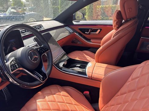 Used 2023 Mercedes-Benz S 580 4MATIC Sedan image 5