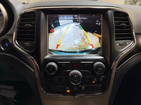 Used 2015 Jeep Grand Cherokee Limited image 23