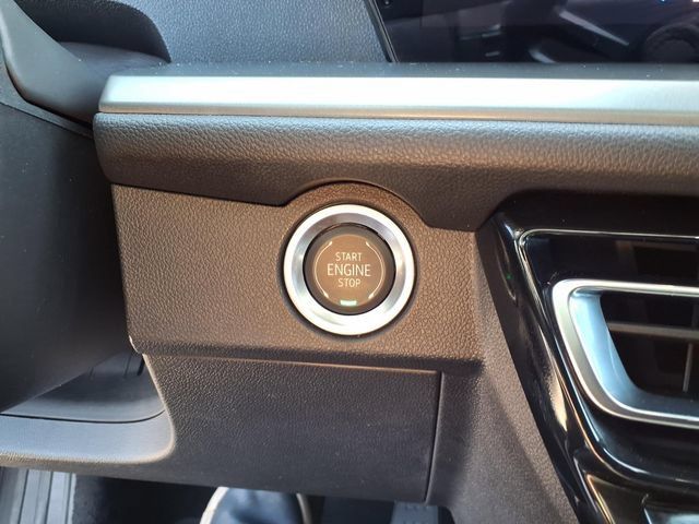 Used 2025 Chevrolet Traverse LT AWD/4WD image 71