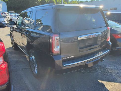 Used 2016 GMC Yukon Denali w/ Open Road Package AWD/4WD image 9