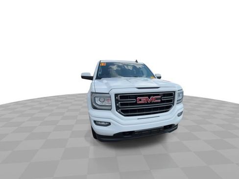 Used 2019 GMC Sierra 1500 Limited w/ Elevation Edition AWD/4WD image 3