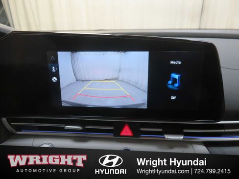 New 2026 Hyundai Elantra Limited FWD image 16