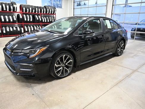 Used 2022 Toyota Corolla SE image 8