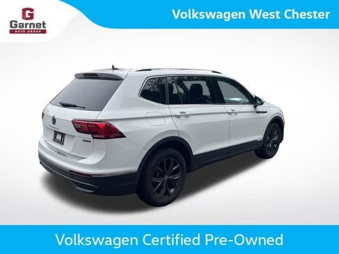 Certified 2024 Volkswagen Tiguan SE AWD/4WD image 5