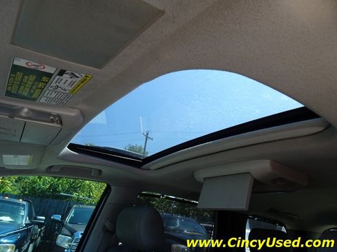 Used 2011 Toyota Sequoia Limited AWD/4WD image 29