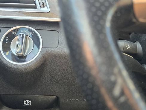 Used 2014 Mercedes-Benz E 350 4MATIC Sedan w/ Premium 1 Package image 23