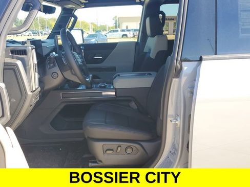 New 2026 GMC Hummer EV SUV image 10