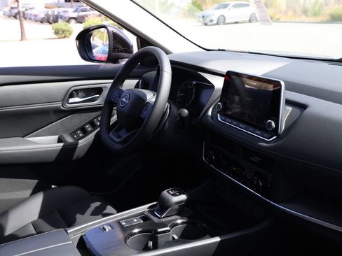 New 2026 Nissan Rogue SV image 20