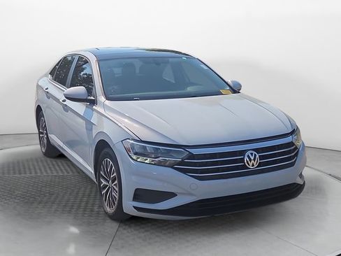 Used 2019 Volkswagen Jetta SE w/ Cold Weather Package FWD image 7