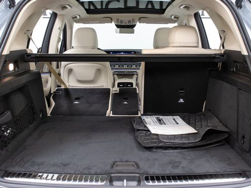 Used 2025 Mercedes-Benz GLE 350 4MATIC image 10