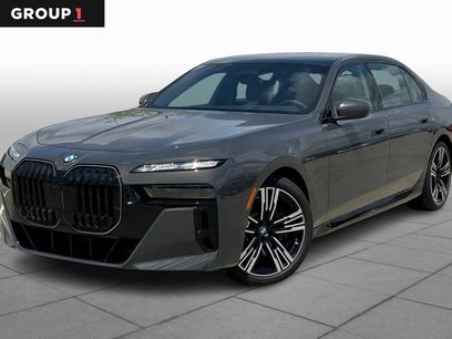 New 2025 BMW 740i w/ Executive Package