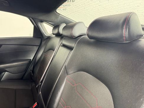 Used 2024 Kia Forte GT image 23