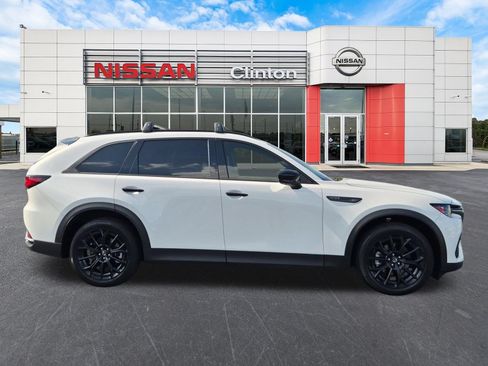 Used 2025 MAZDA CX-70 3.3 Turbo w/ Premium Plus Pkg AWD/4WD image 2