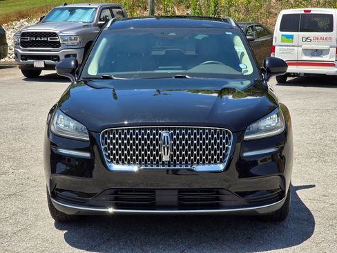 Used 2022 Lincoln Corsair FWD w/ Premium Package image 12