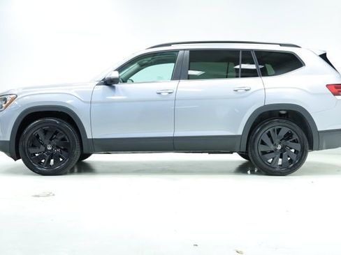 New 2026 Volkswagen Atlas SE FWD image 4