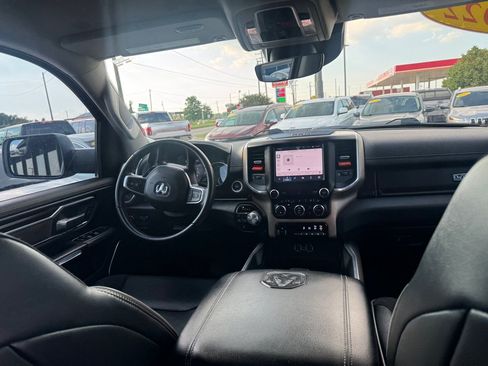 Used 2022 RAM 1500 Laramie AWD/4WD image 21