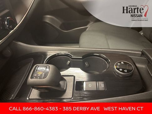 Certified 2023 Nissan Rogue S image 12