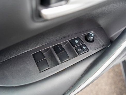 Used 2024 Toyota Corolla SE FWD image 19