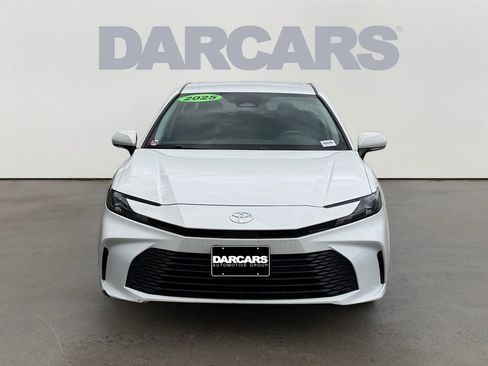 Used 2025 Toyota Camry LE FWD image 2
