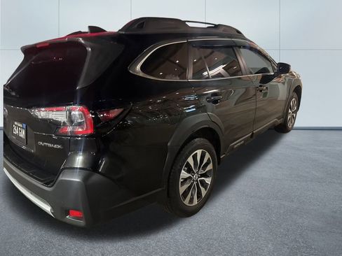 Used 2025 Subaru Outback Limited image 8