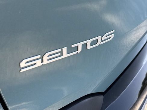 New 2026 Kia Seltos S FWD image 32