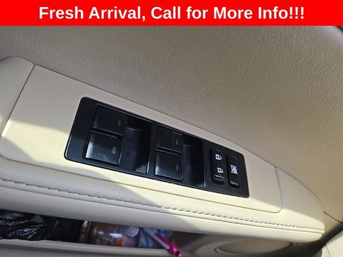 Used 2014 Lexus ES 350 w/ Luxury Package FWD image 15