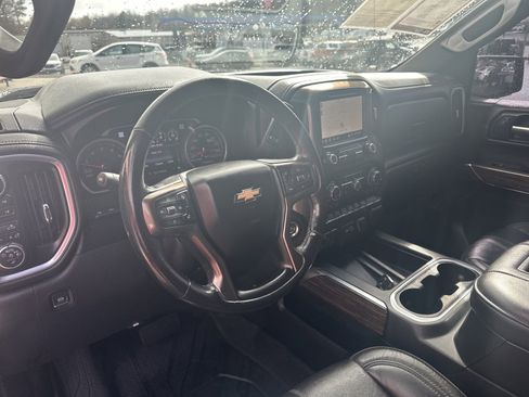 Used 2019 Chevrolet Silverado 1500 High Country w/ Technology Package image 19