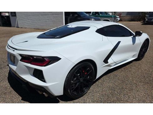 Used 2023 Chevrolet Corvette Stingray Preferred Cpe w/ LPO, Roadside Safety Package RWD image 2