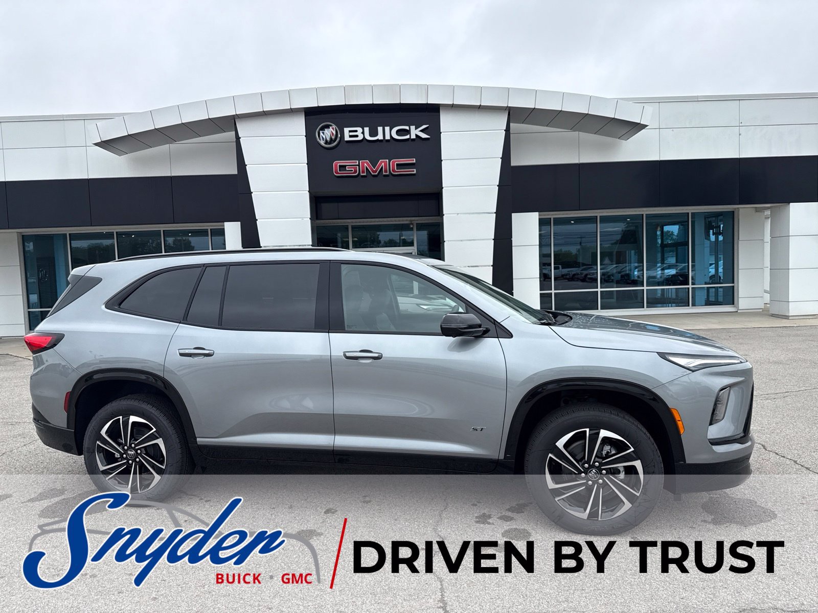 New 2027 Buick Enclave Sport Touring w/ Power Package FWD image 2