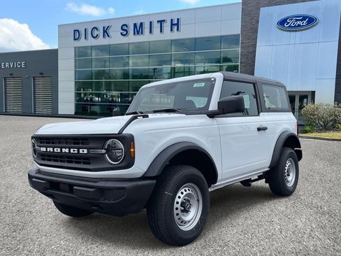 New 2025 Ford Bronco 2-Door image 3