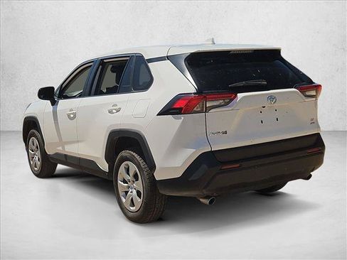Used 2025 Toyota RAV4 LE AWD/4WD image 8