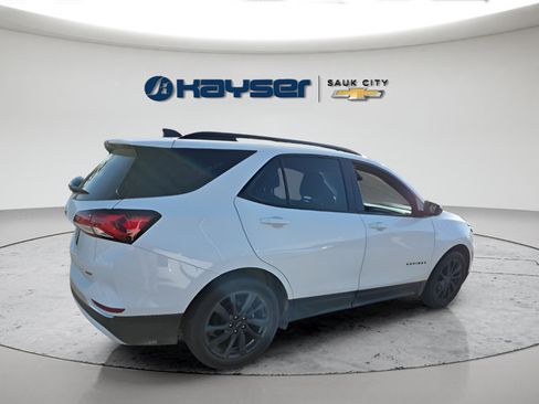 Used 2022 Chevrolet Equinox RS FWD image 5