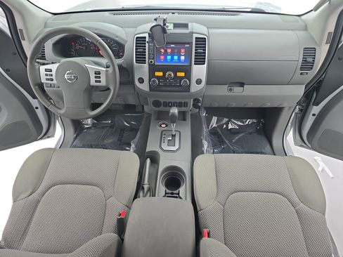 Certified 2020 Nissan Frontier SV RWD image 9