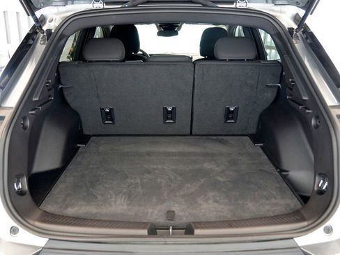 Used 2025 Chevrolet Equinox EV LT FWD image 28